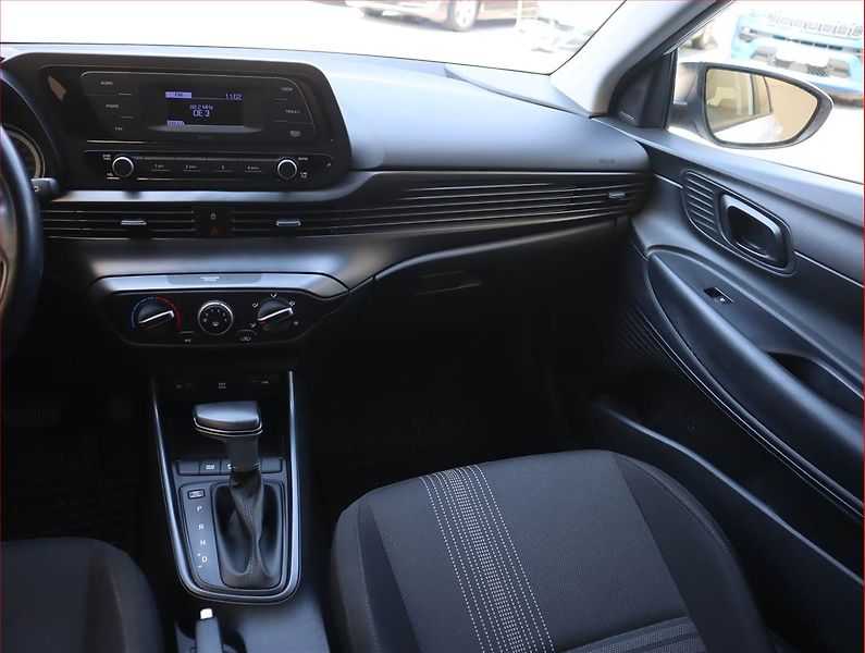 Hyundai i20 (2021) 1.0 T-GDI MHEV, Automat - fotka 8 z 17