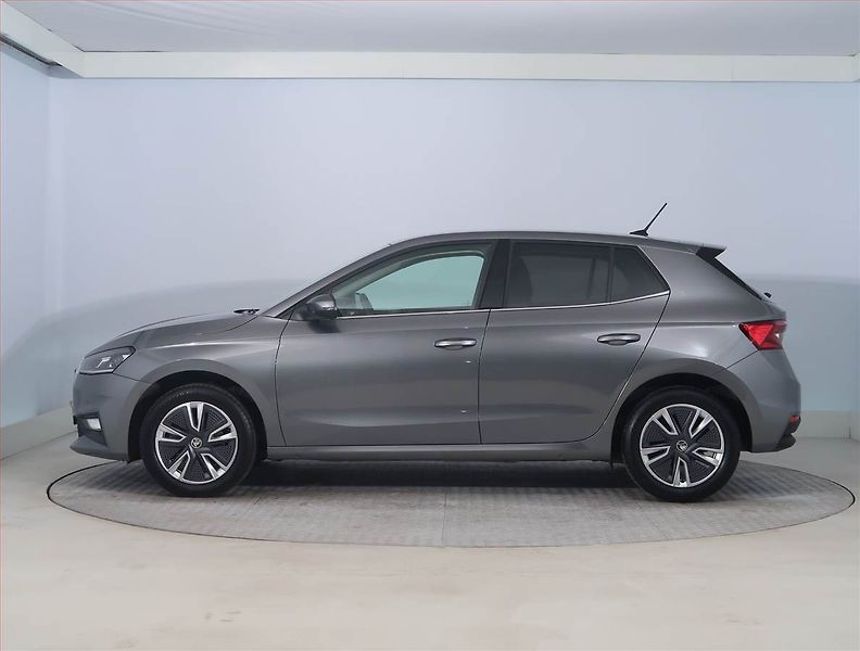 Škoda Fabia (2023) Style 1.0 TSI, Serv.kniha - fotka 3 z 19
