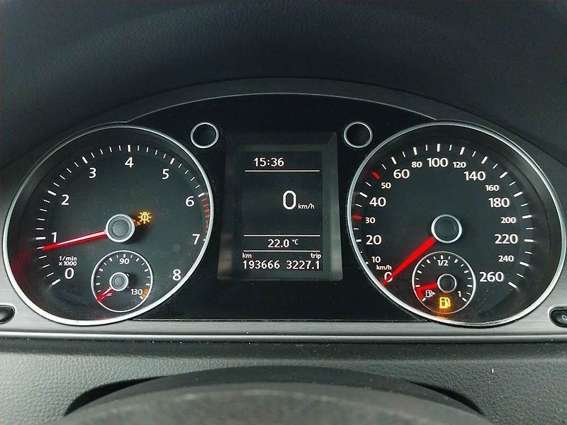 Volkswagen Passat (2011) Comfortline 1.8 TSI, po STK - fotka 11 z 18