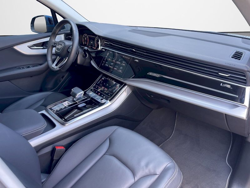 Audi Q7 (2024) 50 TDI 210 kW Quattro S-Line 7 - fotka 22 z 35