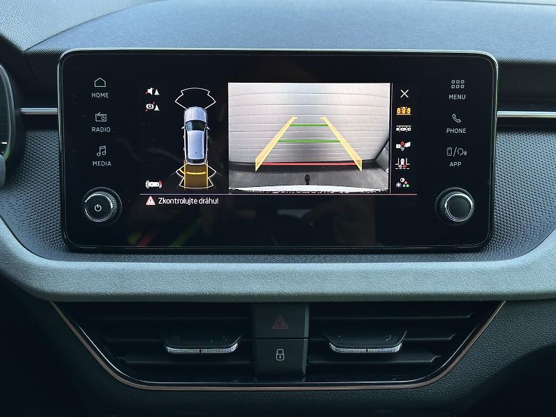 Škoda Kamiq 1.5TSi DSG 150PS LED V.Cockpit - fotka 34 z 46