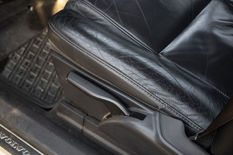 Volvo XC90 DVD, nezávislé topení, tažné. - fotka 31 z 43