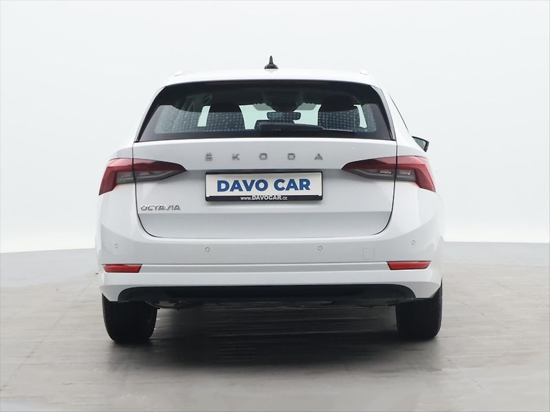 Škoda Octavia 1,5 - fotka 6 z 26