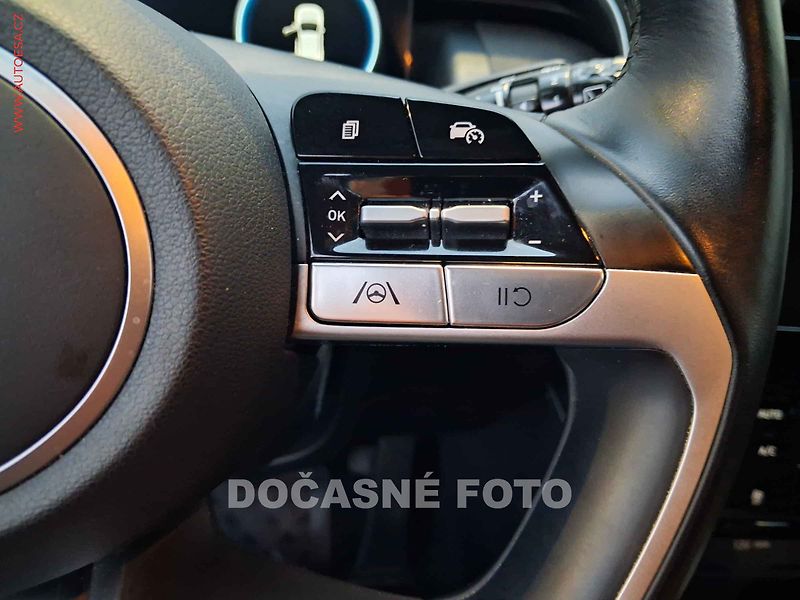 Hyundai Tucson (2023) 1.6 T-GDi 4x4, 1.maj,ČR - fotka 13 z 20
