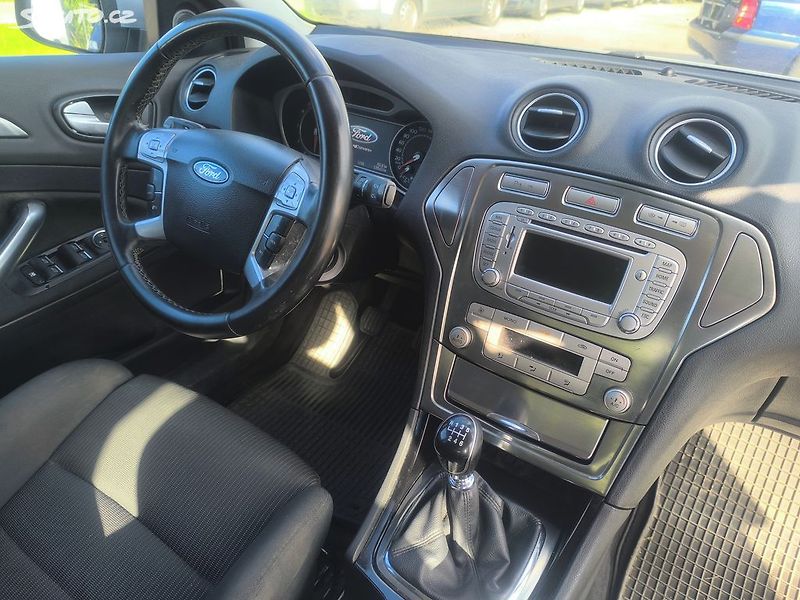 Ford Mondeo 2.0TDCI,KRÁSNÉ,125TKM,1MAJ91L - fotka 10 z 28