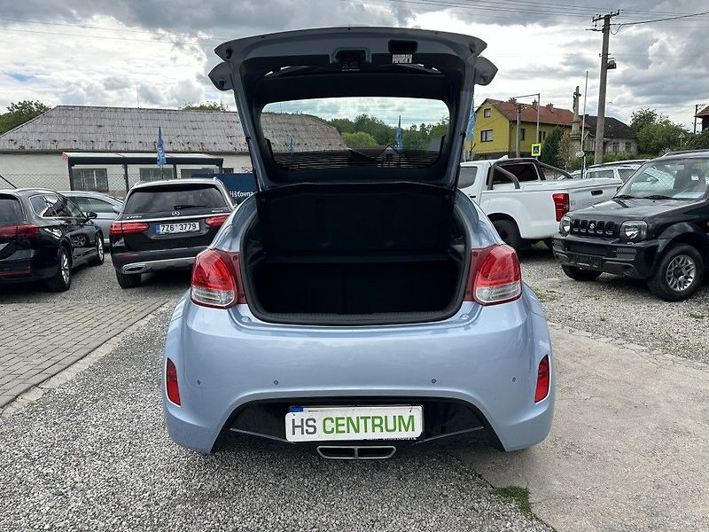 Hyundai Veloster - fotka 5 z 23