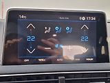 Peugeot 3008 (2020) 1.5HDi, AC, tempo, kamera - náhled 16