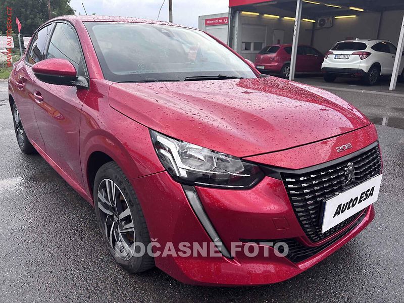 Peugeot 208 (2019) 1.2PT, 2.maj,ČR, headUP - fotka 1 z 3