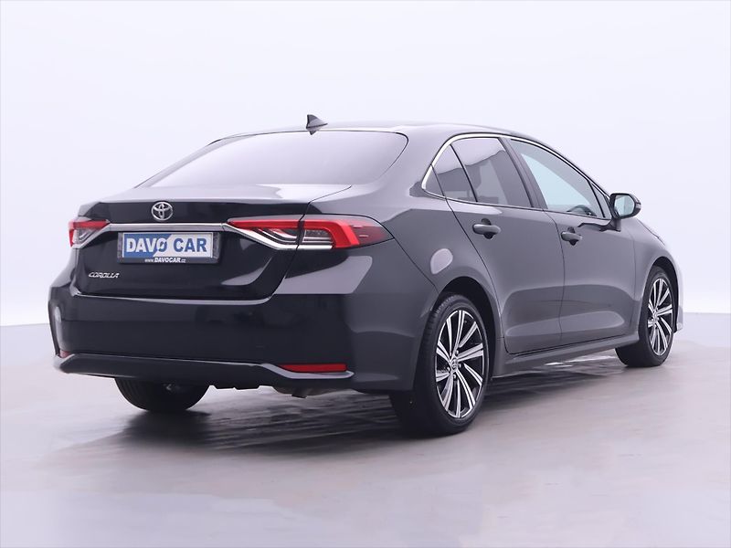 Toyota Corolla 1,5 VVT-i Aut. Comfort CZ DPH - fotka 7 z 30