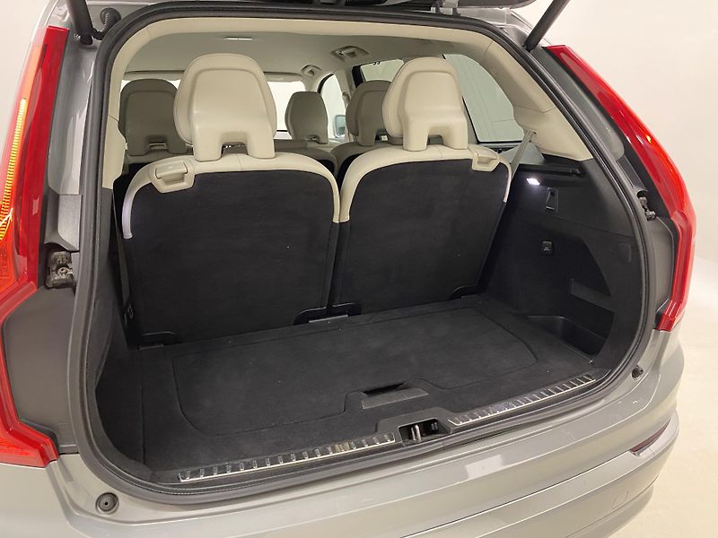 Volvo XC90 B5 AWD BRIGHT PLUS AUT CZ 7m - fotka 35 z 61