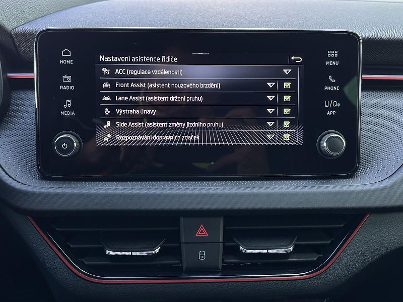 Škoda Scala 1.5TSi Monte Carlo 150PS Matri - fotka 25 z 32