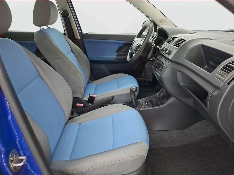Škoda Fabia (2007) 1.2, po STK, dobrý stav - fotka 9 z 13