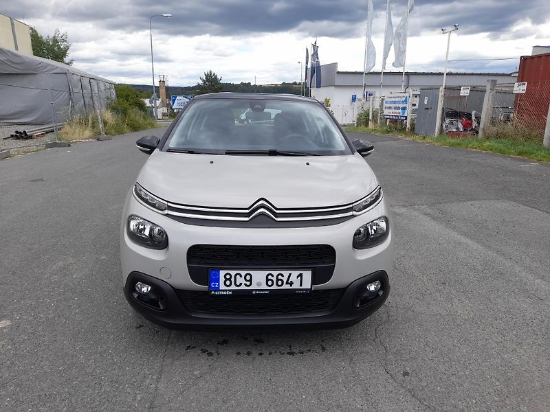 Citroën C3 (2020) 1,2 PureTech 82k NAVIGACE - fotka 8 z 38