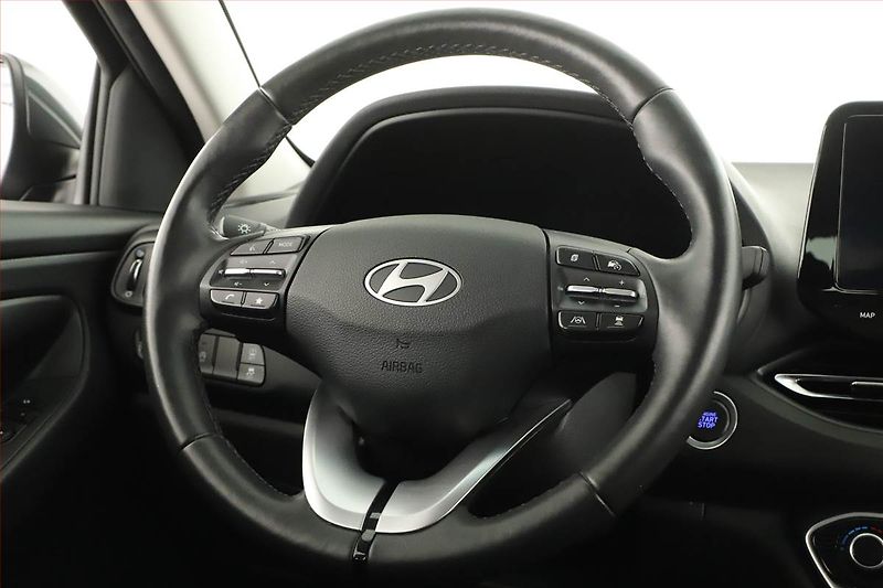 Hyundai i30 (2025) Style 1.0 T-GDI - fotka 8 z 16