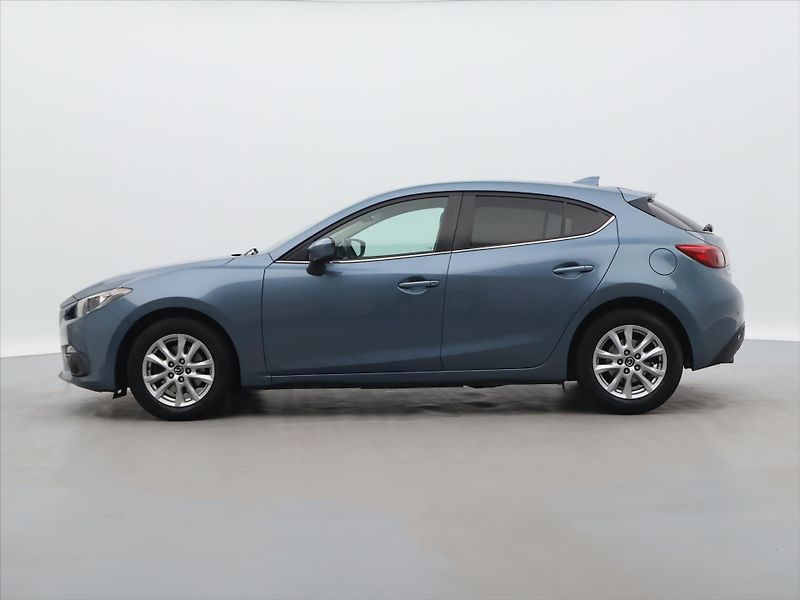 Mazda 3 2,0 Skyactiv-G120 88kW - fotka 4 z 28