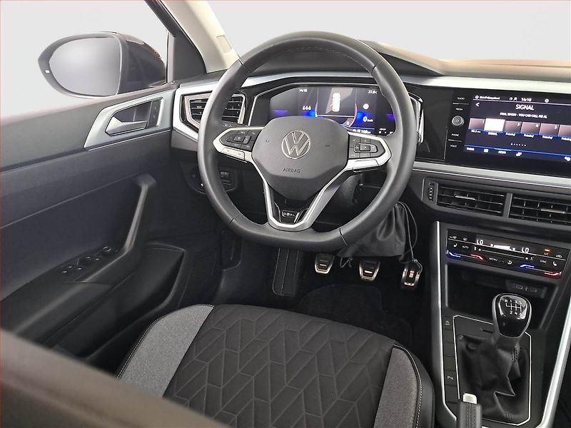 Volkswagen Taigo (2025) 1.0 TSI - fotka 7 z 19