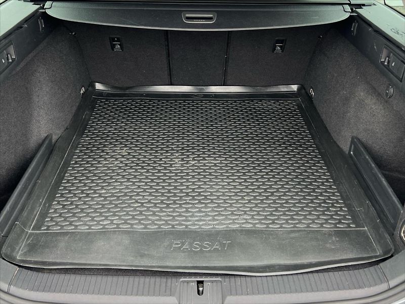 Volkswagen Passat Variant 1,5 TSi 110kW BUSINESS  B8 - fotka 14 z 25