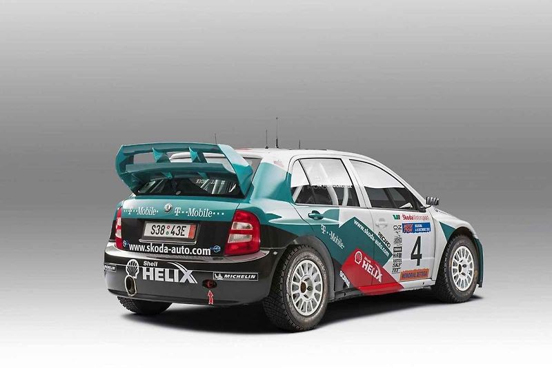 Fabia WRC při jednom z exhibičních podniků