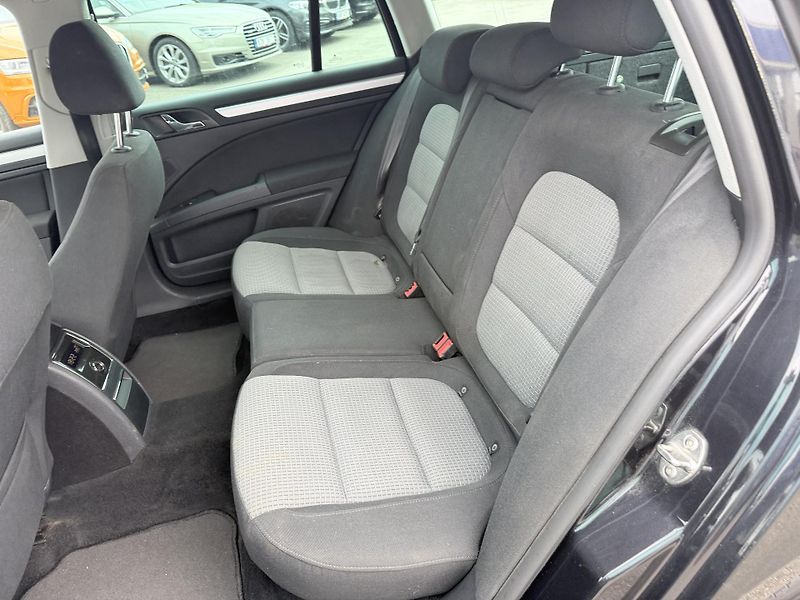 Škoda Superb 2.0 TDi 103kw  - fotka 27 z 29