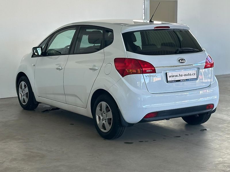 Kia Venga 1,4i 66kW, 1.majitel - fotka 6 z 17
