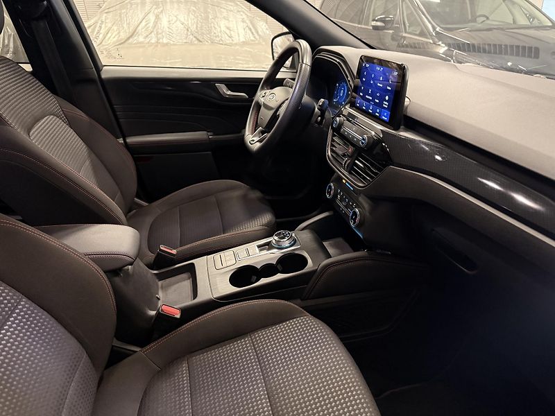Ford Kuga (2023) 2.5 HYBRID,ST-LINE, - fotka 3 z 40
