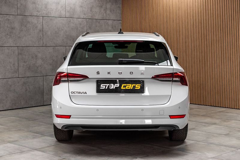 Škoda Octavia 2.0 TDI DSG*ACC*MIRROR-LINK* - fotka 5 z 35