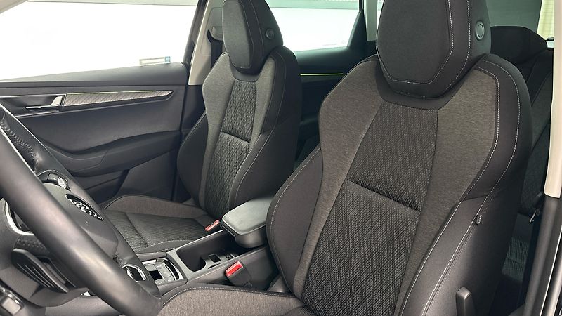 Škoda Karoq 2.0 TDI DSG 4x4 Style - fotka 15 z 29