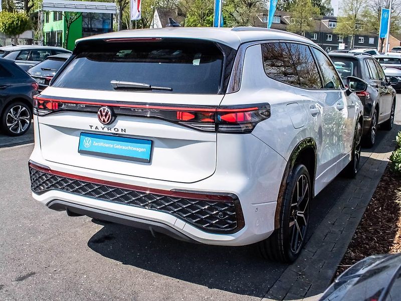 Volkswagen Tayron TSI 195kW 4M R-Line Pano Venti - fotka 4 z 20