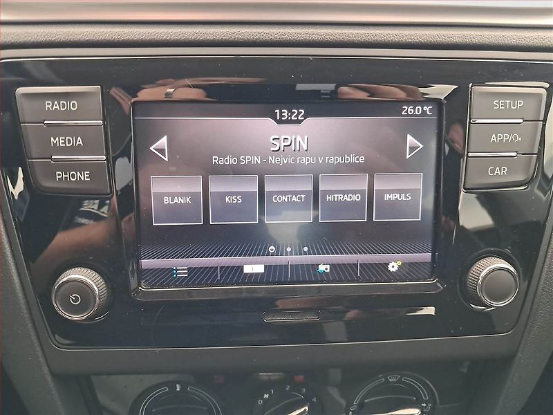 Škoda Rapid (2019) Ambition Plus 1.0 TSI - fotka 13 z 17