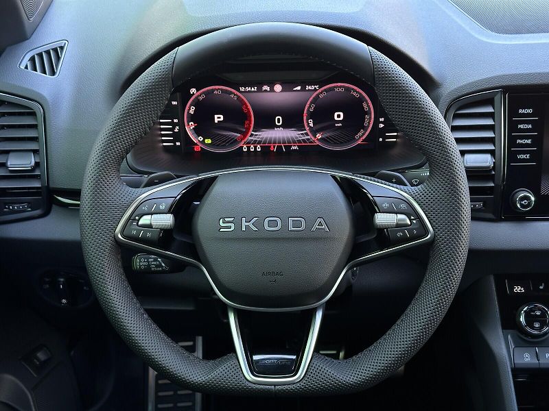 Škoda Karoq 2.0TDi 4x4 DSG Sportline 150PS - fotka 21 z 49