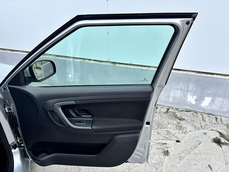 Škoda Fabia (2012) 1.2TSi Elegance serv. kniha! - fotka 12 z 26