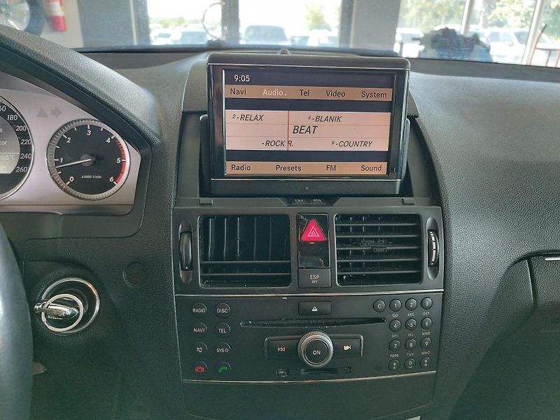 Mercedes-Benz Třídy C (2008) 320CDI,191KW,4MATIC,NAVI,ALU - fotka 26 z 27