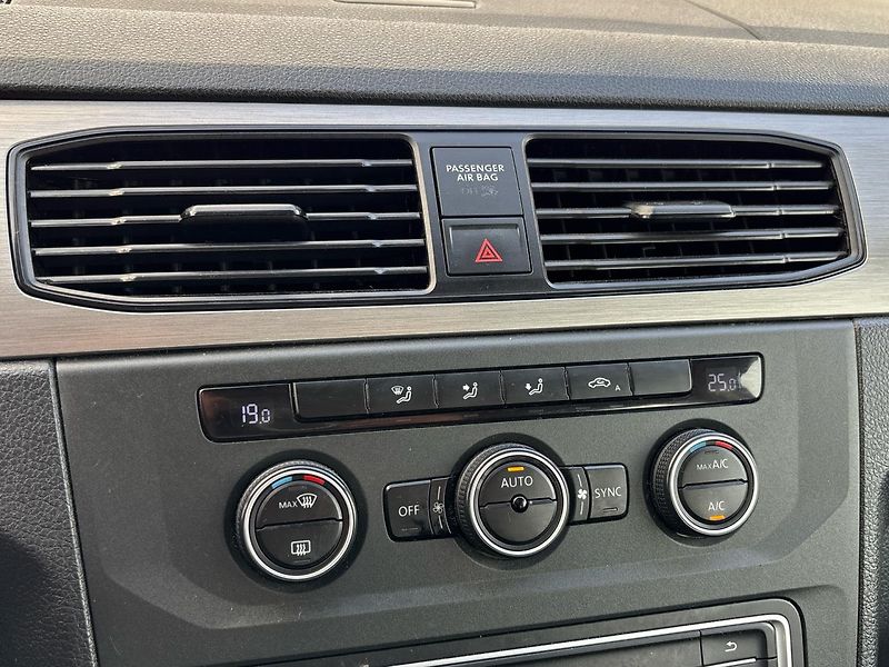 Volkswagen Caddy Trendline - fotka 20 z 25