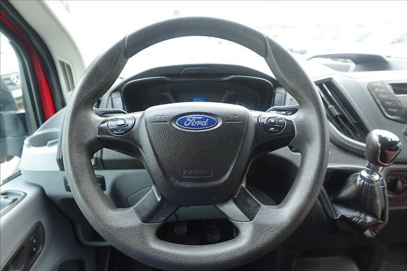 Ford Transit 2,2 TDCi  L2H2 9MÍST BUS KLIMA - fotka 17 z 30