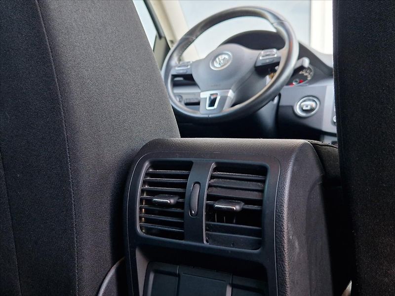 Volkswagen Passat 1,4 TSI DSG NOSIČ TAŽNÉ VÝHŘEV - fotka 14 z 35