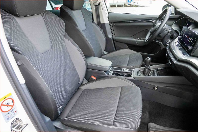 Škoda Octavia (2022) Ambition 2.0 TDI, ČR,1.maj - fotka 8 z 15