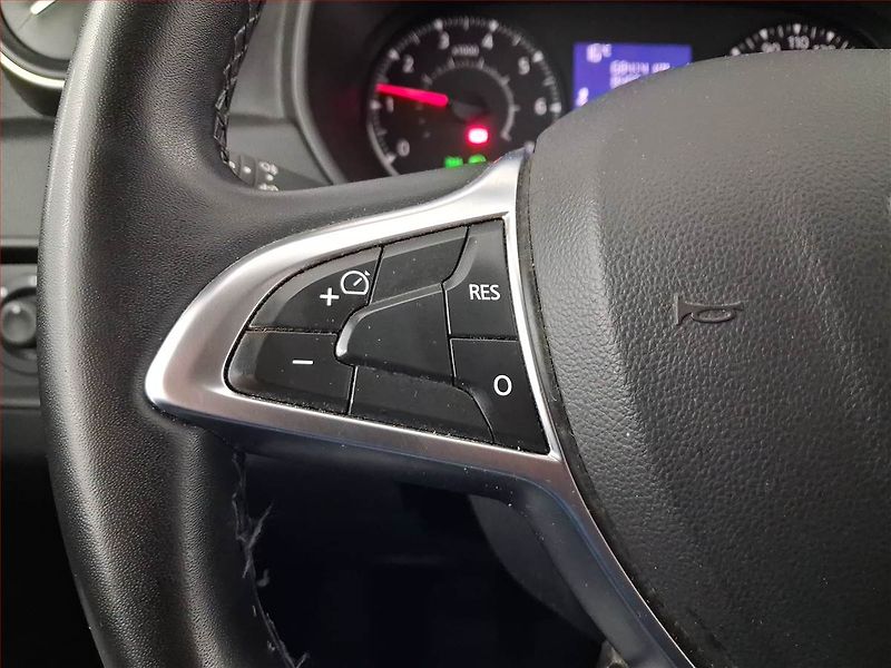 Dacia Duster (2019) Comfort 1.6 SCe, ČR,1.maj - fotka 15 z 18