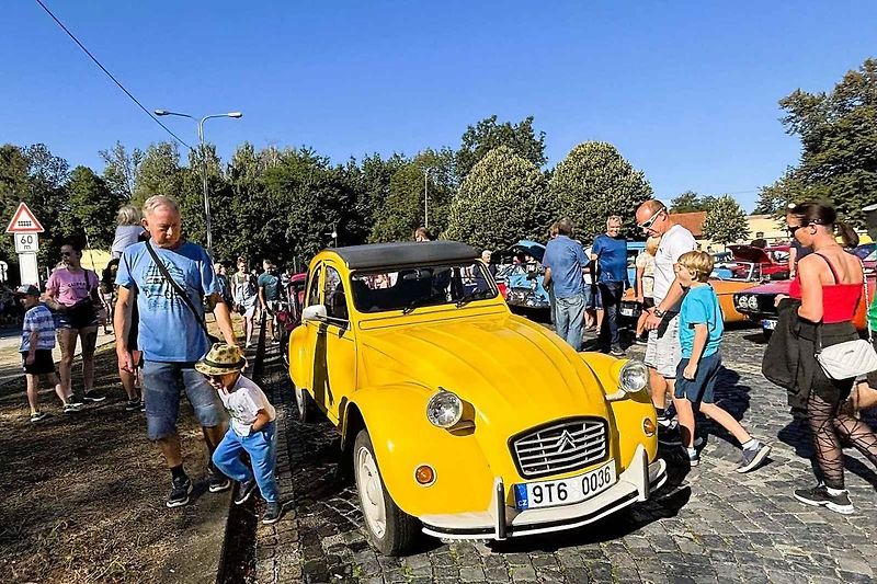 Čtrnáctý ročník srazu auto-moto veteránů, Orlová, 21. 9. 2025