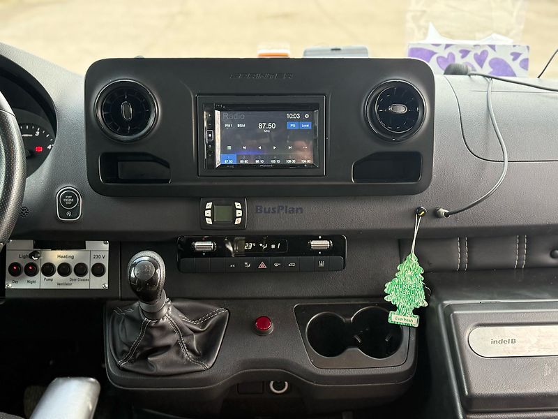 Mercedes-Benz (2023) Sprinter 519 CDI XXL - fotka 17 z 20