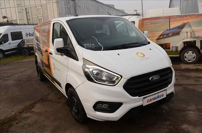 Ford Transit (2022) CUSTOM 2,0 D - fotka 3 z 19