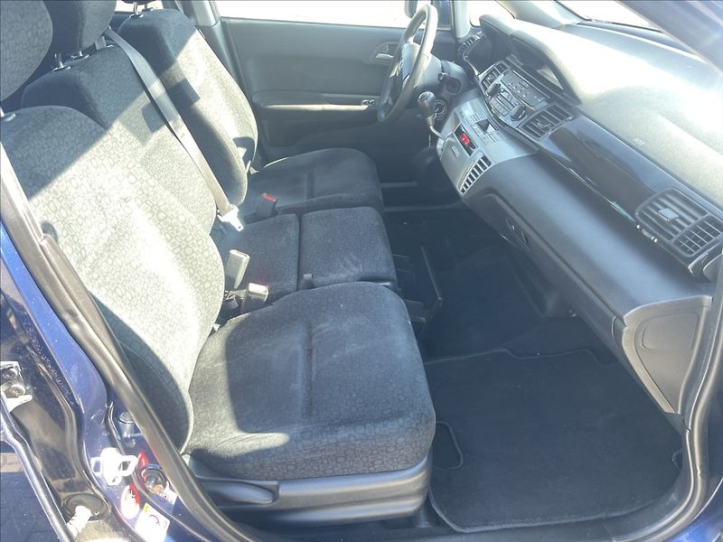 Honda FR-V 2,0 i-VTEC 110kw odp. DPH, po - fotka 13 z 27