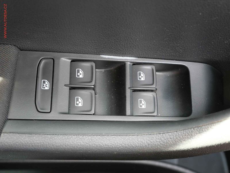 Škoda Fabia (2021) 1.0 TSi, Style, LED - fotka 11 z 21