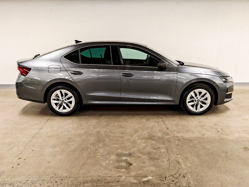 Škoda Octavia (2025) 1.5 TSI 110 kW DSG Top Selecti - fotka 27 z 31