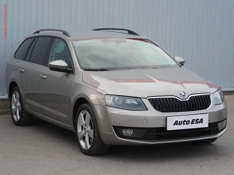 Škoda Octavia (2015) 2.0 TDi, ČR, Elegance - fotografie inzerátu