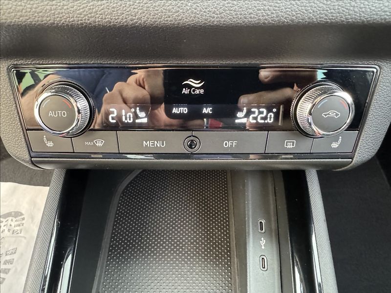 Škoda Scala 1,5 TSI Monte Carlo původ ČR - fotka 35 z 50