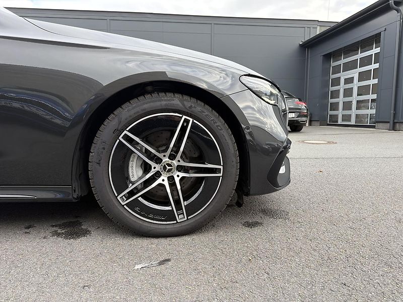 Mercedes-Benz Třídy E E 450d 4M kombi - fotka 15 z 17