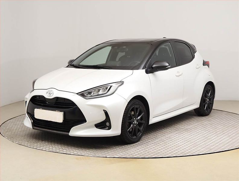 Toyota Yaris (2022) Selection Style 1.5 VVT-i - fotka 2 z 25