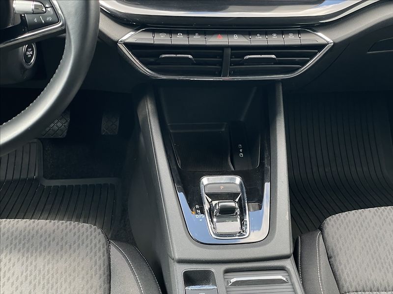 Škoda Octavia 2,0 TDI DSG Combi Style+ TAŽNÉ - fotka 13 z 25