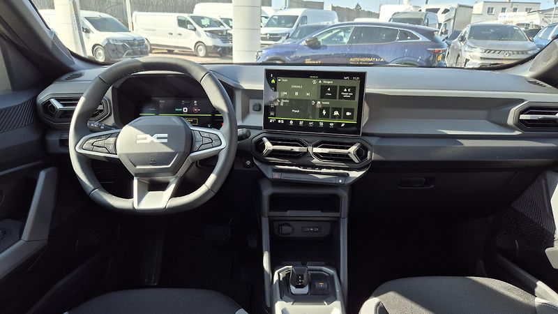 Dacia Duster (2026) Journey hybrid-G 150 4x4 - fotka 7 z 10