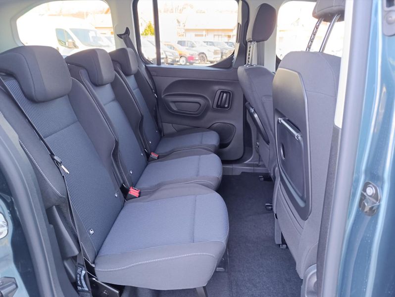 Fiat Dobló (2025) 1,5 BlueHDI 130k  Panorama Max - fotka 12 z 22